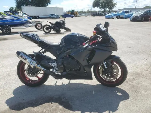 JS1GT78A7E2101716