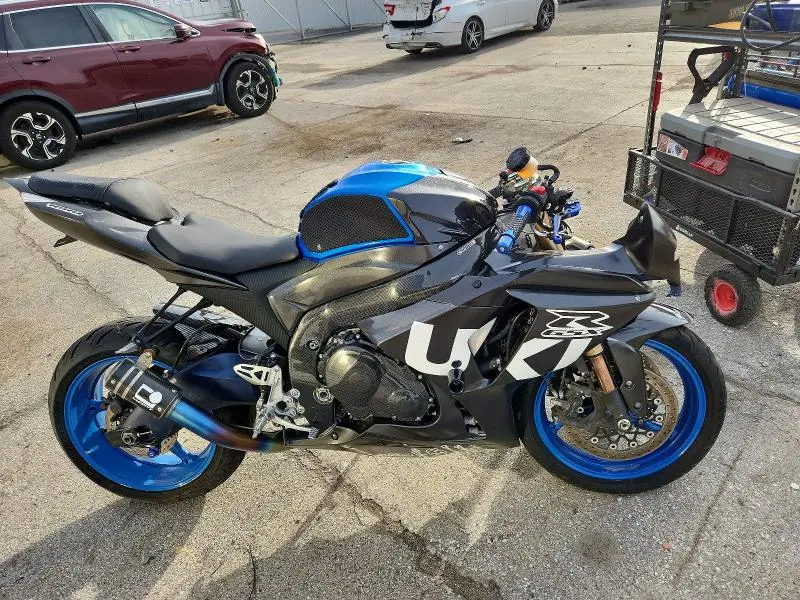 JS1GT78AX92101568