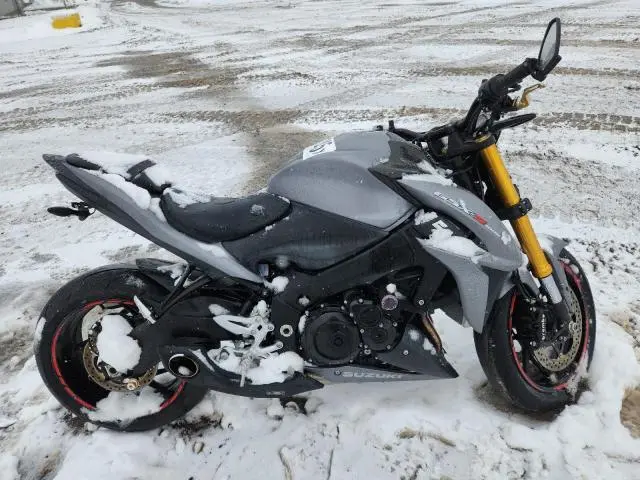 JS1GT7AA4G2100939