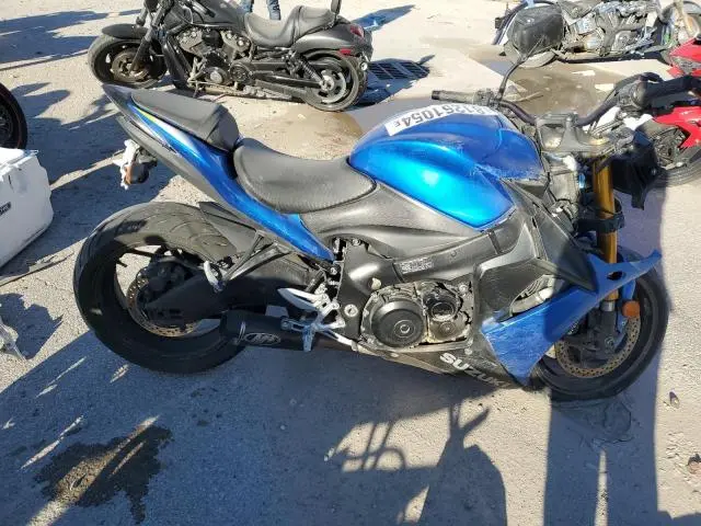 JS1GT7CA0G2100305