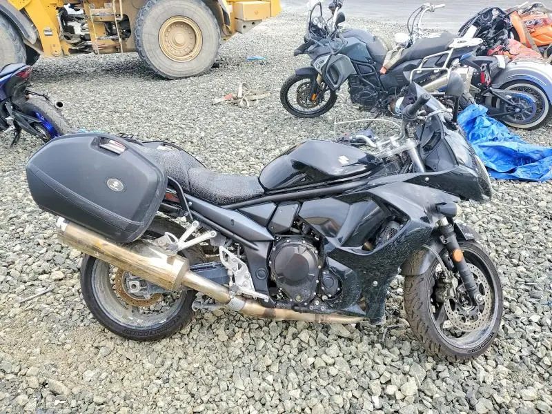 JS1GW72BXB2100547