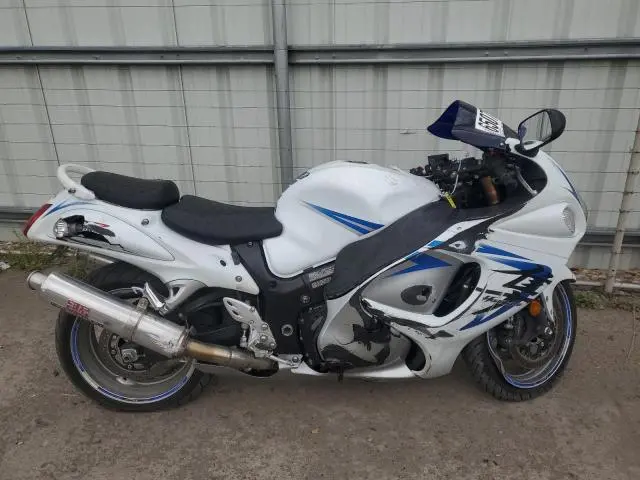JS1GX72A892104837