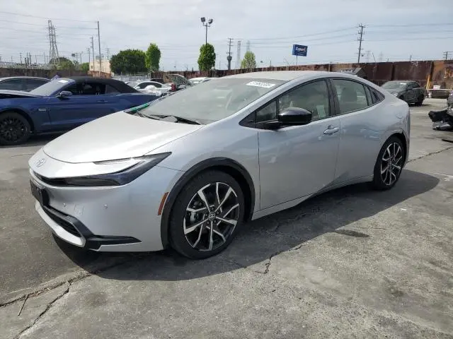 JTDACACUXR3039142