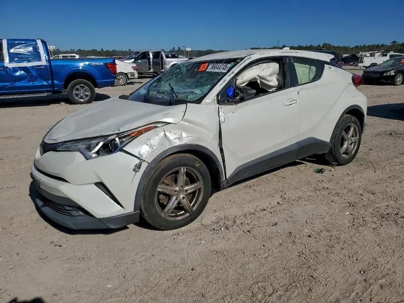 JTNKHMBX4K1028637