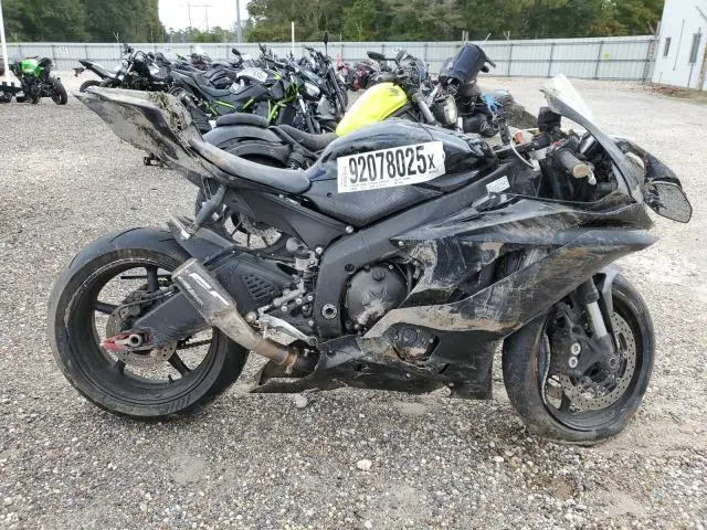 JYARJ28EXLA007645