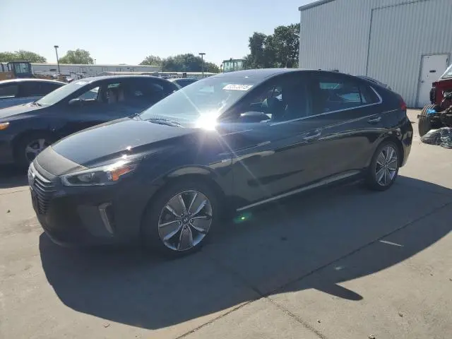 KMHC85LC9HU039811
