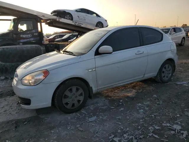 KMHCM3AC1AU159059