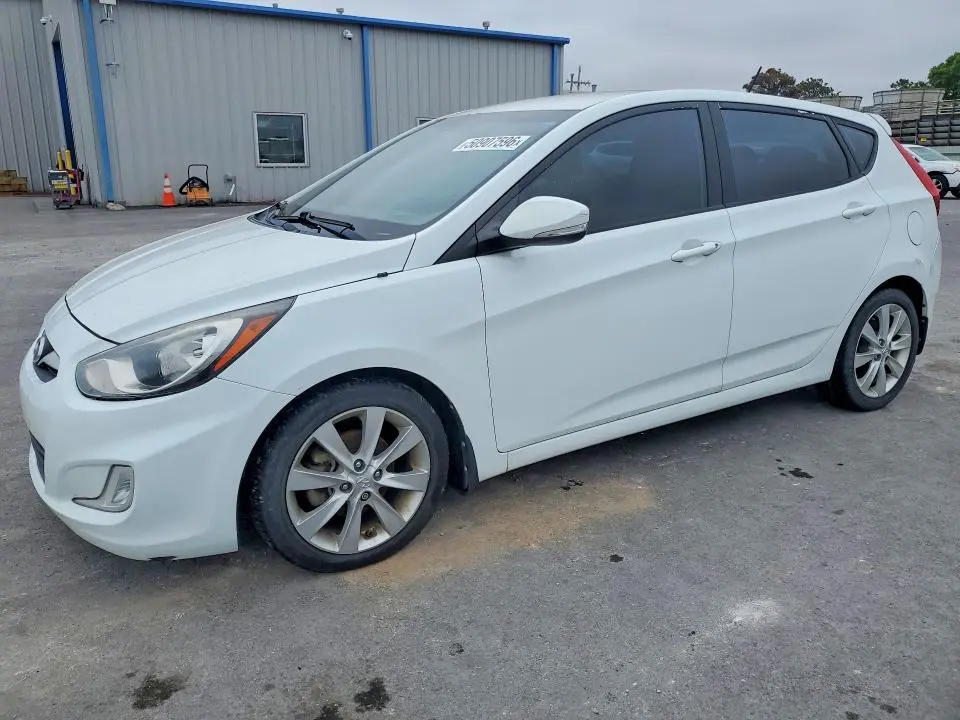 KMHCU5AE3DU120927