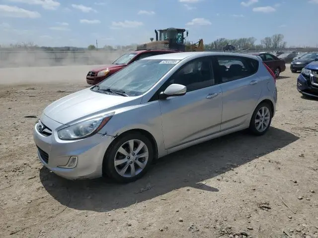 KMHCU5AE8DU074642