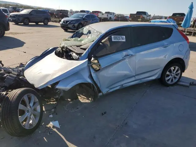 KMHCU5AE9EU176128