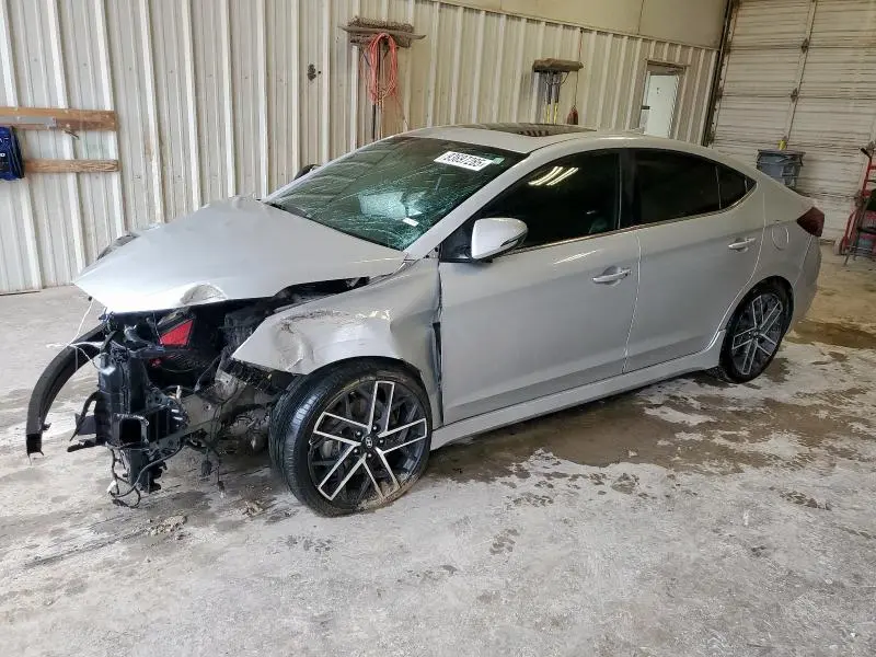 KMHD04LB6KU842015