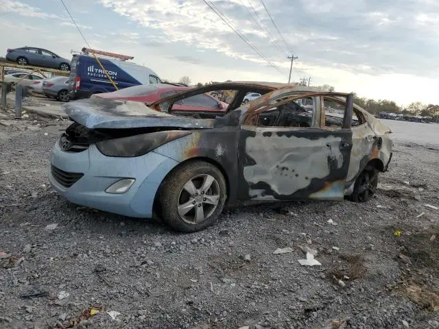 KMHDH4AE4CU261345