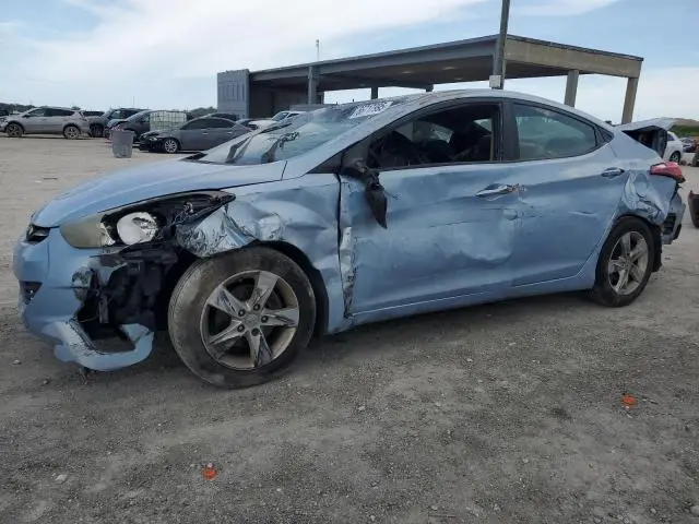 KMHDH4AE8CU176525