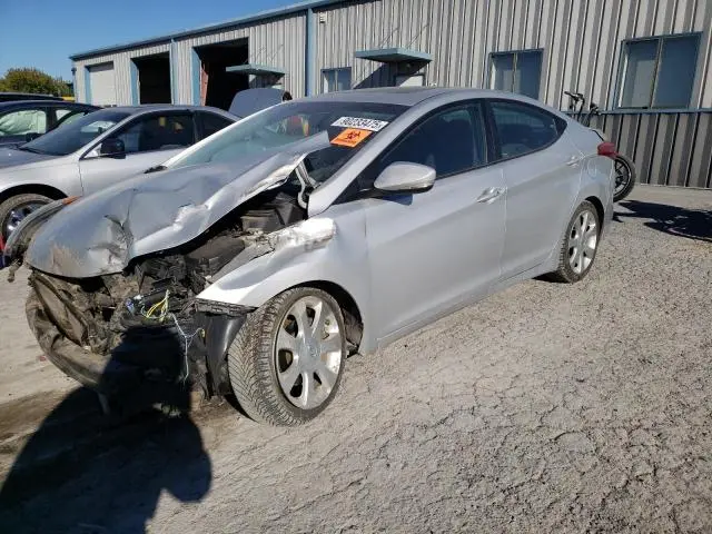 KMHDH4AE8CU243642