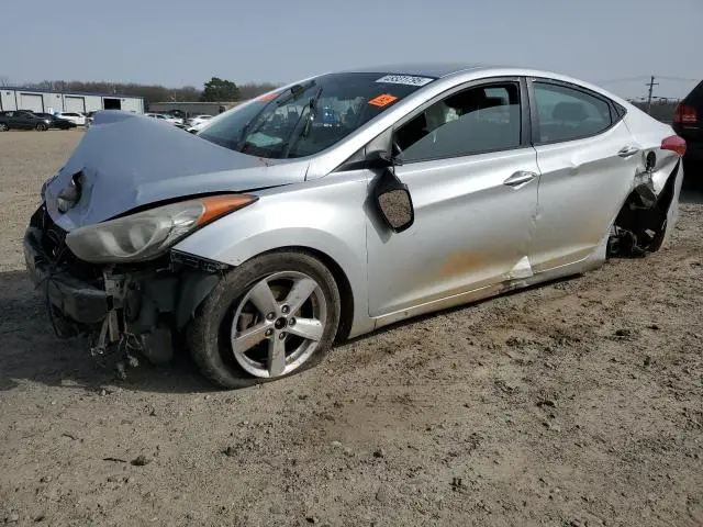 KMHDH4AE8DU887000