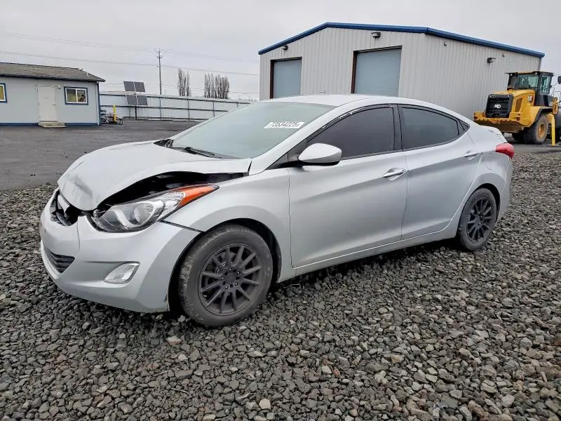 KMHDH4AE8DU889670