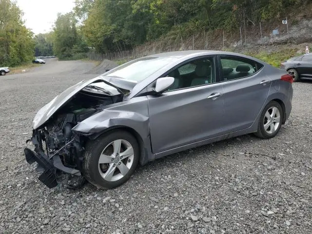KMHDH4AE9DU492940