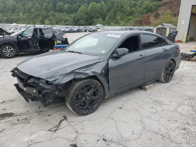 KMHLR4DF1RU815110