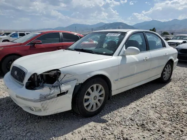 KMHWF35H25A155350
