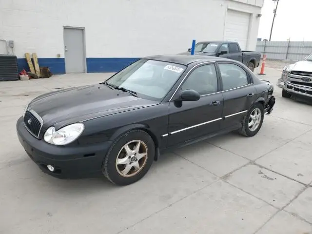 KMHWF35H55A179898