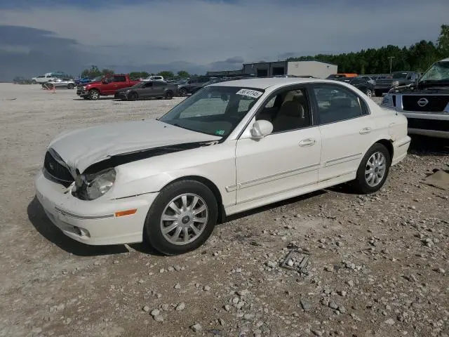 KMHWF35H94A987122