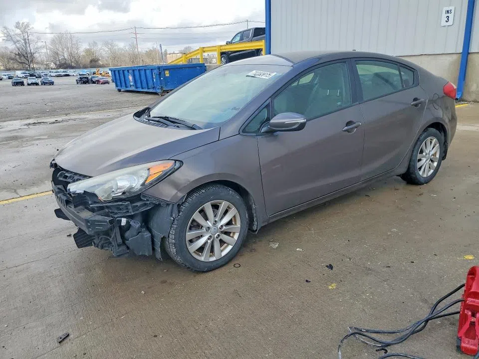 KNAFX4A6XE5101943