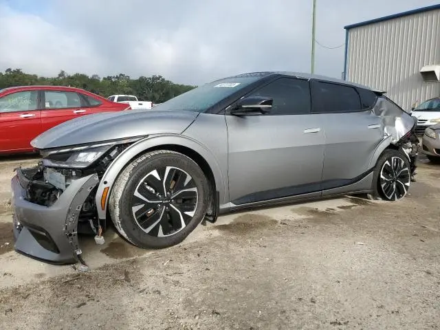 KNDC44LA5P5144573