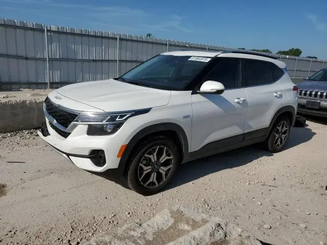 KNDERCAAXP7416935