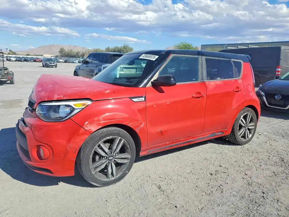 KNDJP3A56K7676281
