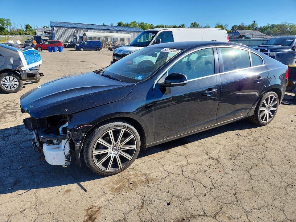 LYV402TM1HB127981