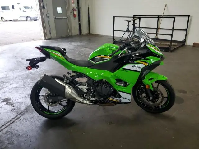 ML5EXGJ17SDA49206