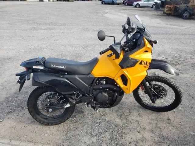ML5KLEG12PDA16325