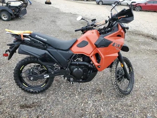 ML5KLEG14NDA05677