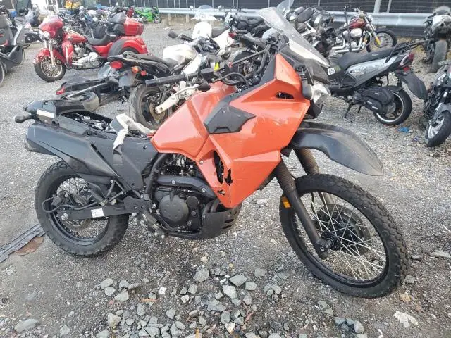 ML5KLEG15NDA04635