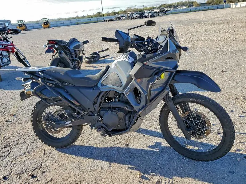 ML5KLEK19PDA21738