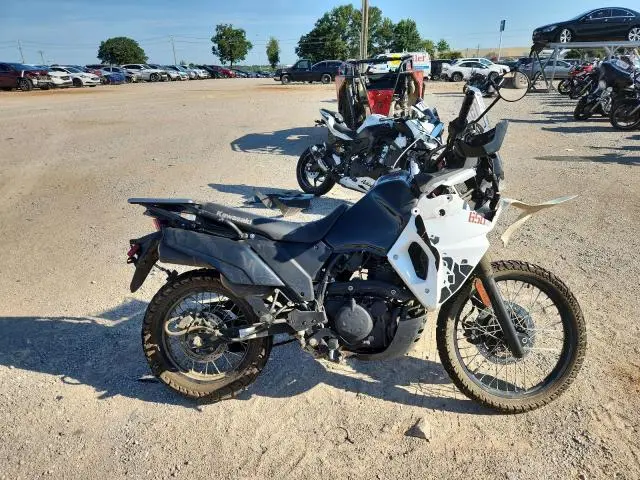 ML5KLEM1XRDA30464