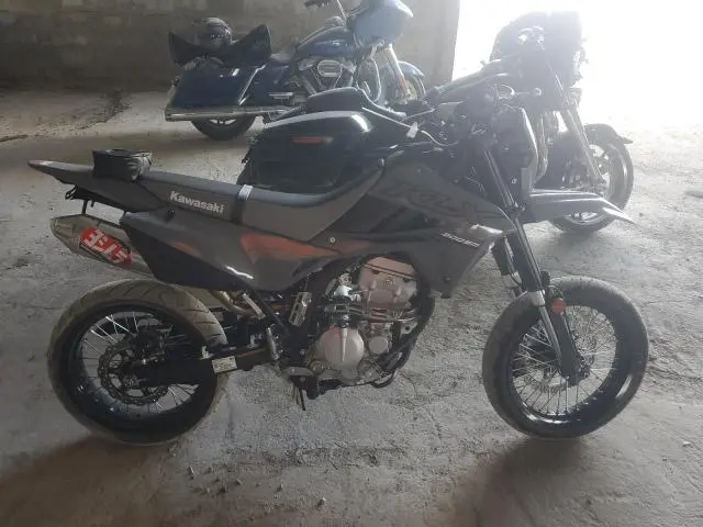 ML5LXBG1XRDA27406