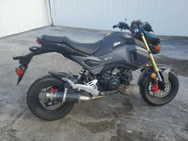 MLHJC6112H5204610