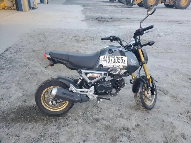 MLHJC9215R5203775
