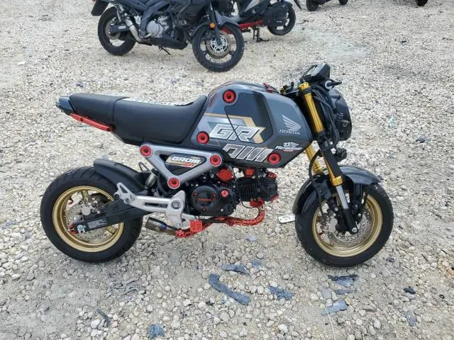 MLHJC9218R5203656