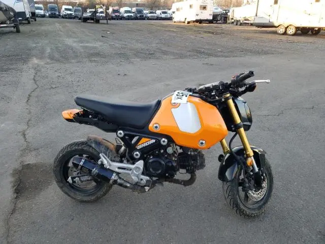 MLHJC9219R5202533