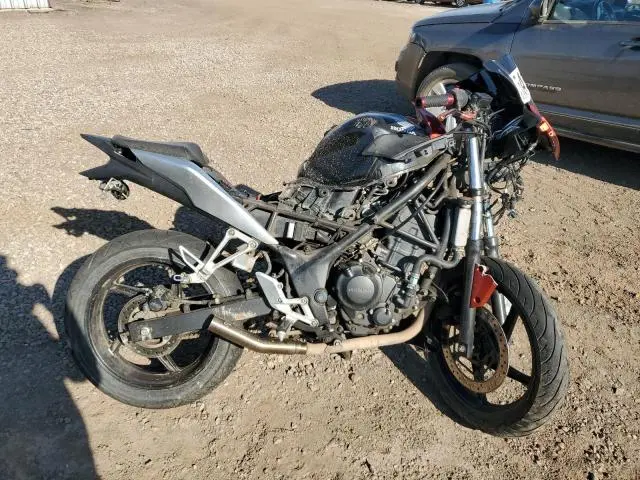 MLHMC4119B5002890