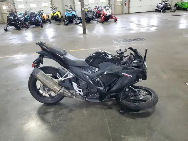 MLHNC5108G5201485