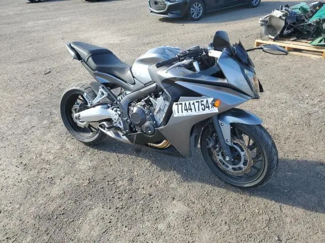 MLHRC7461E5000103