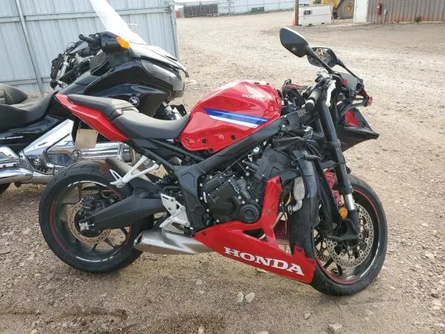 MLHRH1551R5001441