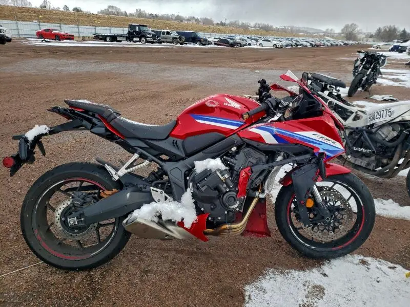 MLHRH1552R5000492