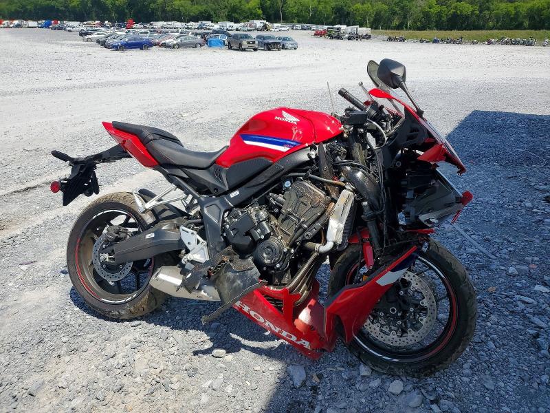 MLHRH1556T5201027