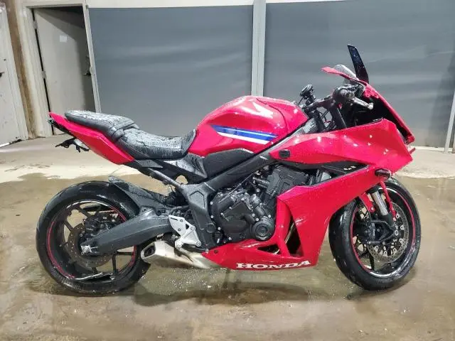 MLHRH1559R5001428