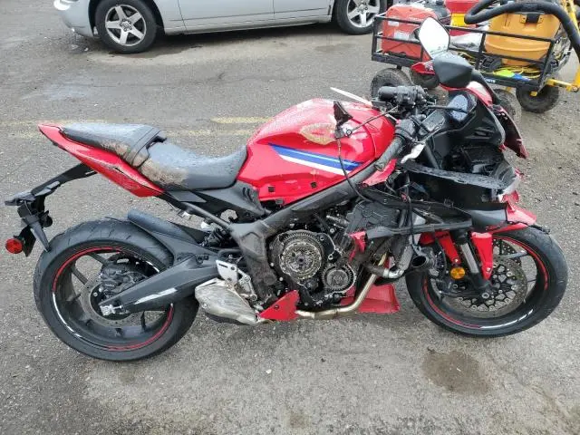 MLHRH155XR5000174