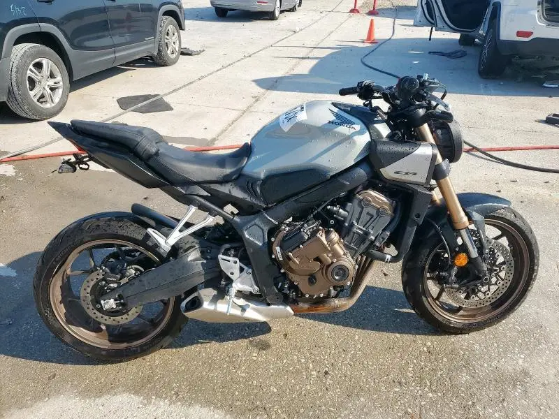MLHRH1658R5000494
